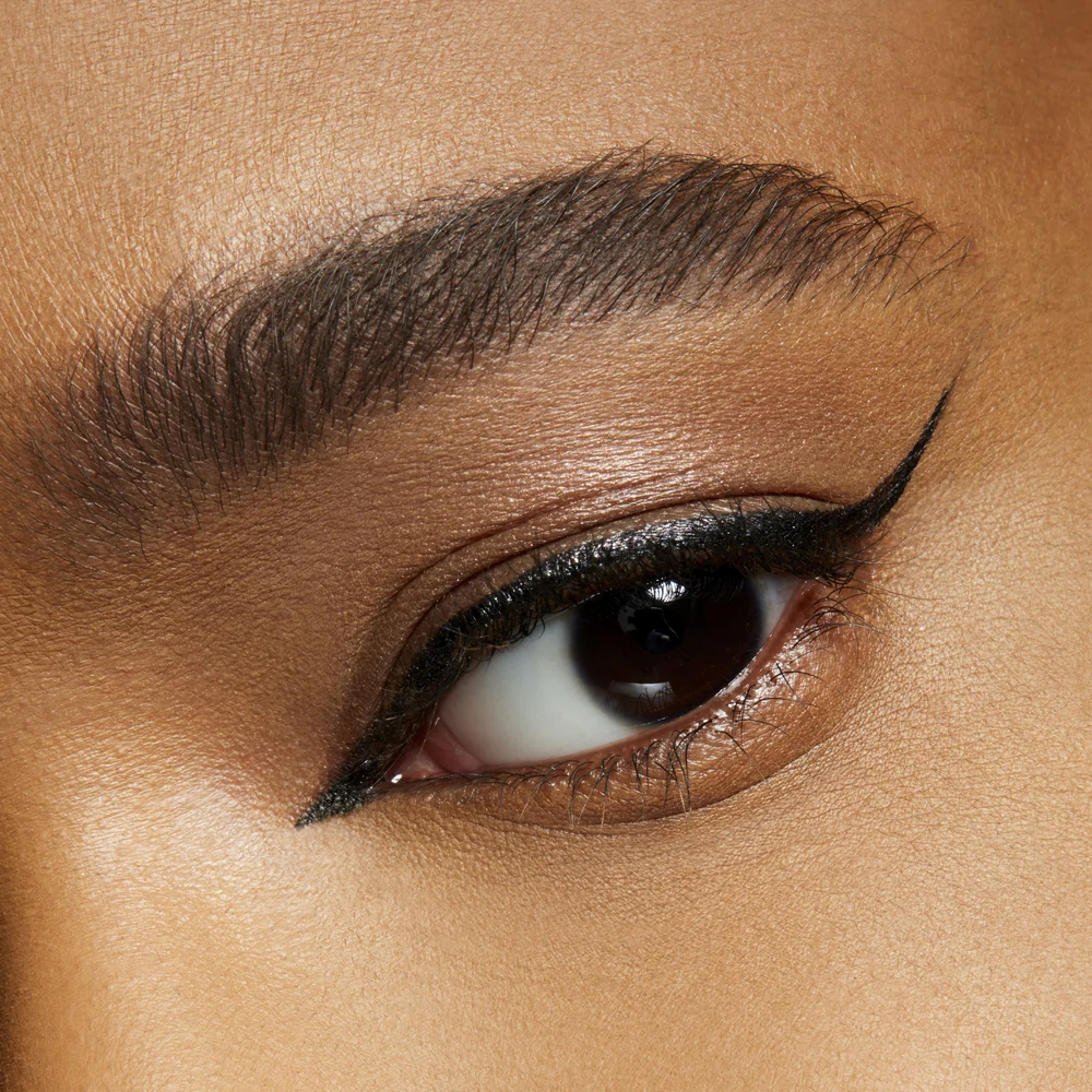 Mac Brushstroke 24-Hour Liner Brushblack - Image 4