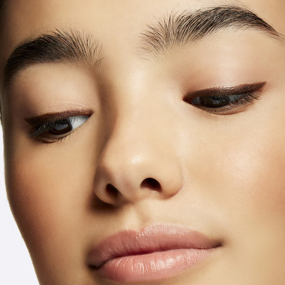 Mac Brushstroke 24-Hour Liner Brushblack - Image 7