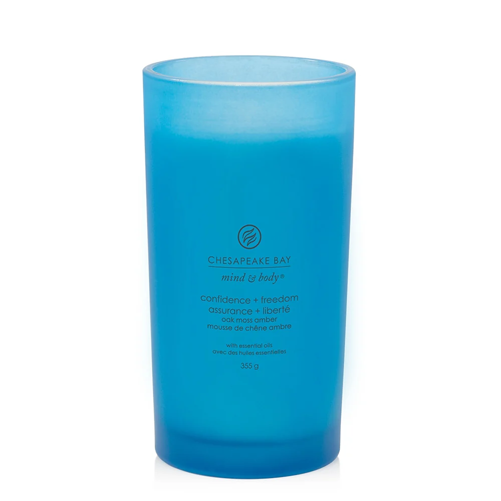 Chesapeake Bay Candle Confidence & Freedom (Oak Moss Amber) Grande ence & Freedom (Oak Moss Amber) - Image 2