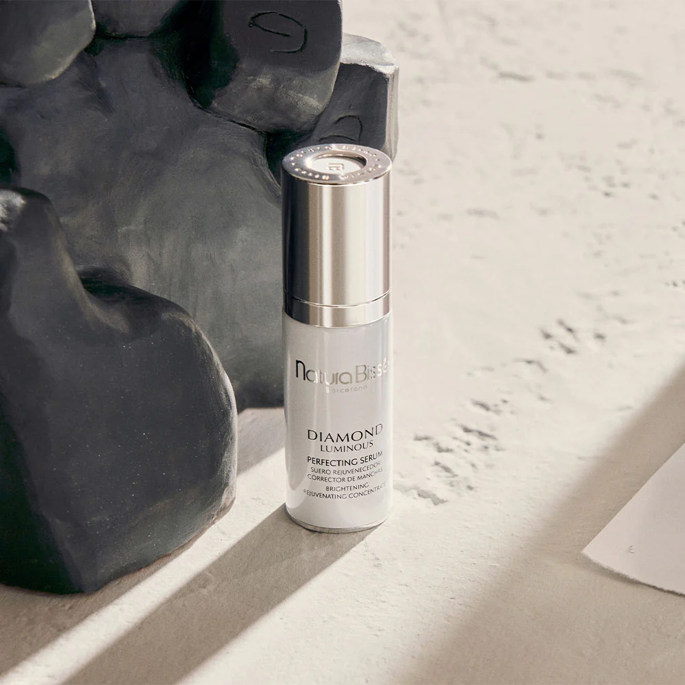 Natura Bissé Diamond Luminous Perfecting Serum 40 ml - Image 3