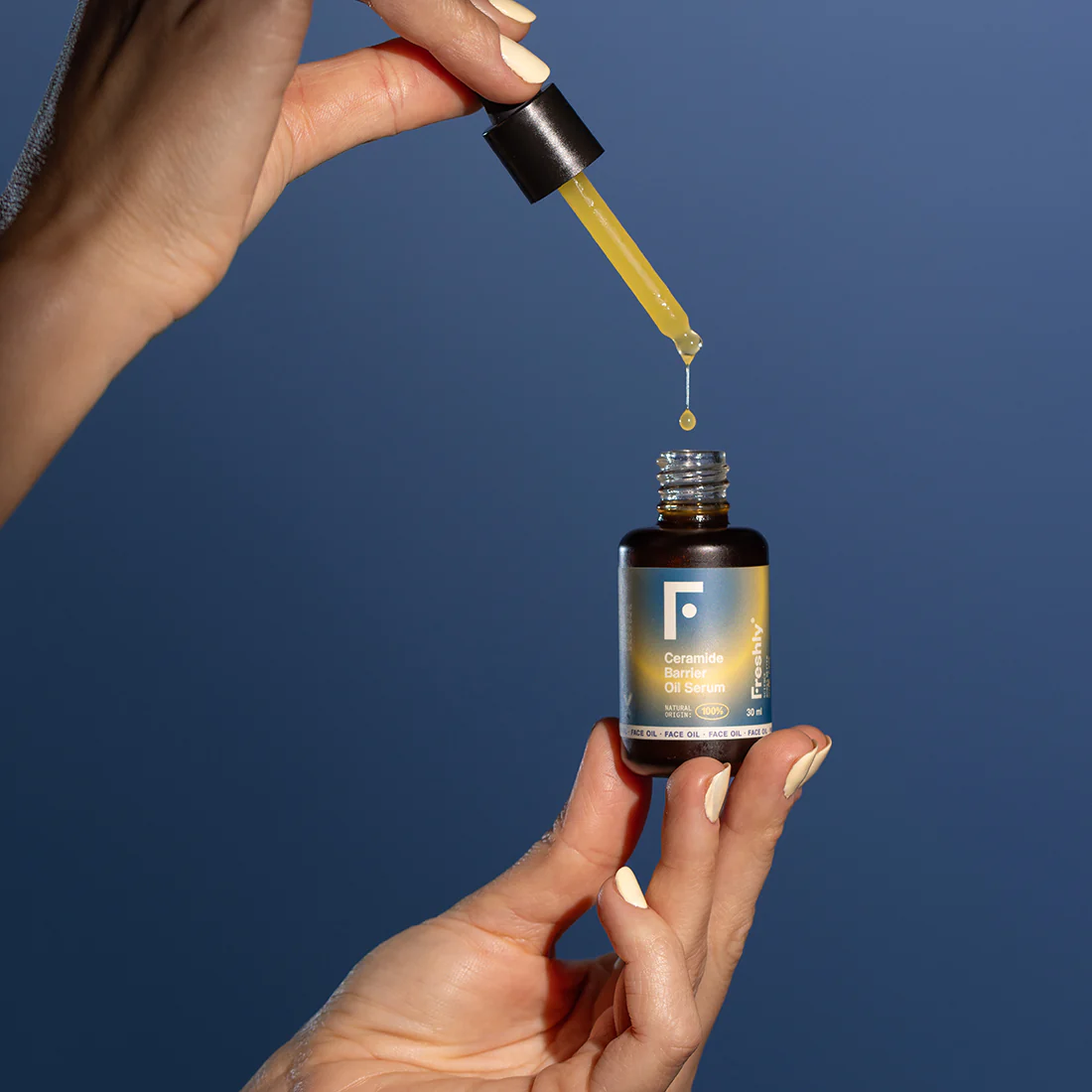 FRESHLY Ceramide Barrier Oil Serum 30 ml - Image 2