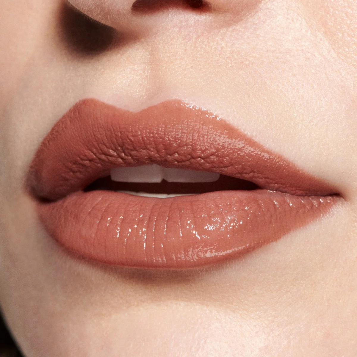 Mac Lustreglass Lipstick Signature Move - Image 3