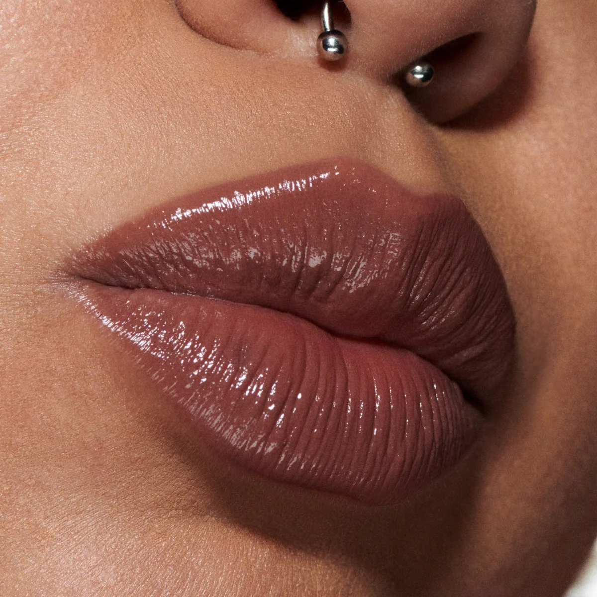 Mac Lustreglass Lipstick Signature Move - Image 4