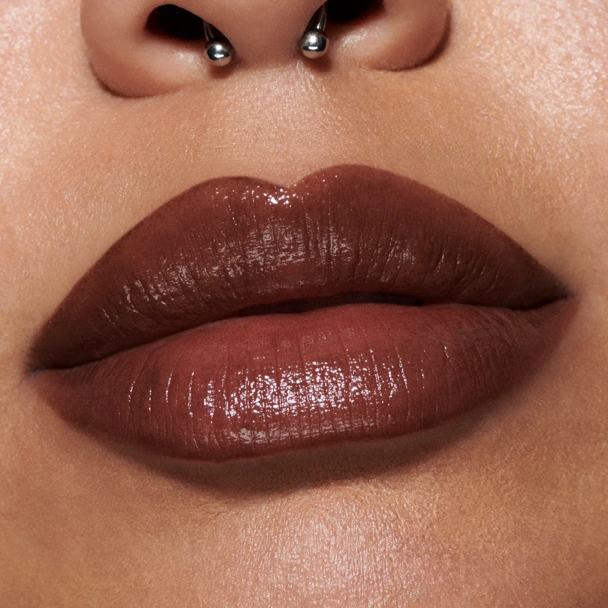 Mac Lustreglass Lipstick Uncensored - Image 3