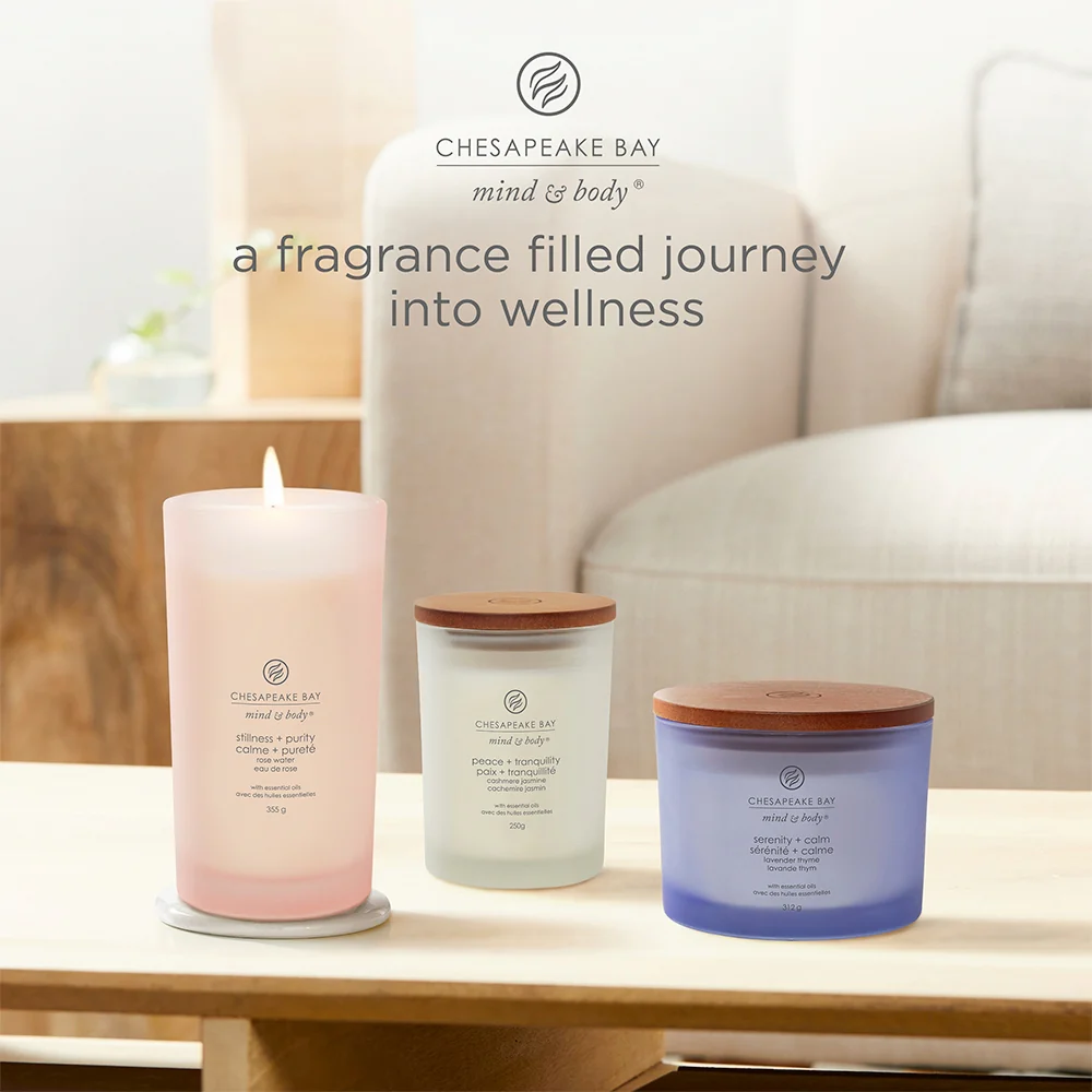 Chesapeake Bay Candle Peace & Tranquility (Cashmere Jasmine) Media  & Tranquility (Cashmere Jasmine) - Image 6