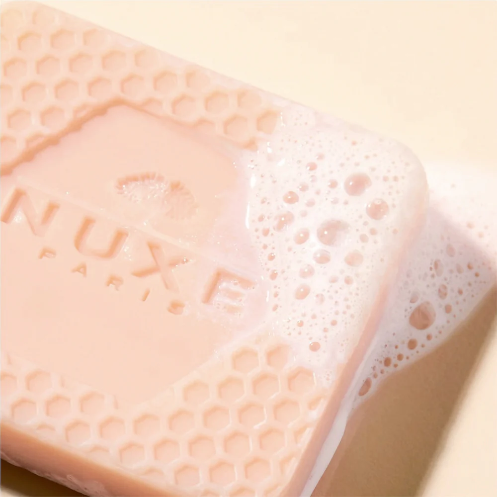 Nuxe Reve de Miel Shampooing Solide Douceur 65 gr - Image 2