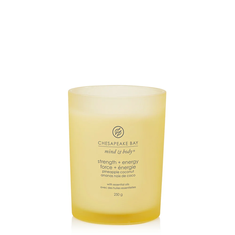 Chesapeake Bay Candle Strength & Energy (Pineapple Coconut) Media gth & Energy (Pineapple Coconut) - Image 2