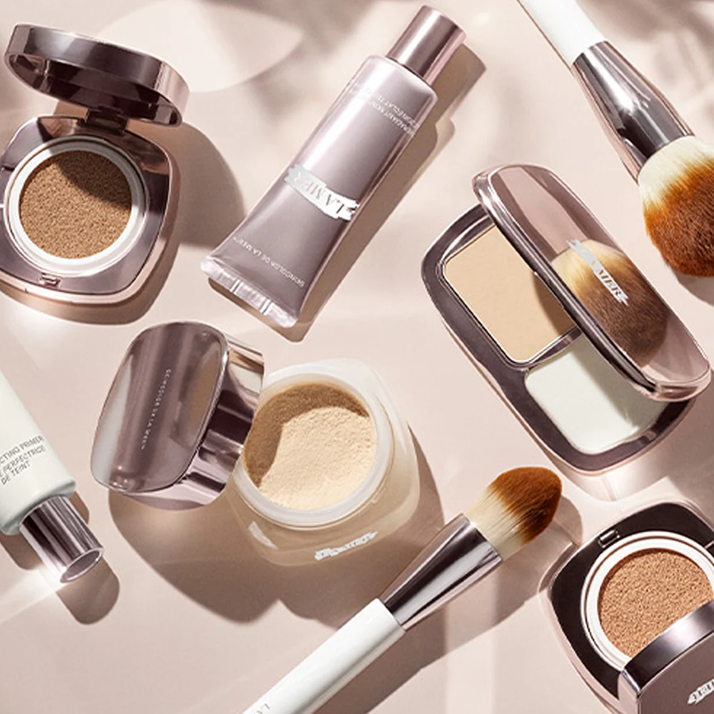 La Mer The Luminous Lifting Cushion Foundation SPF20 Warm Porcelain - Image 4